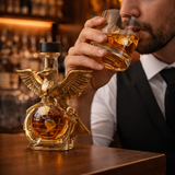 Gabriella Budapest | Whiskey Pullo – Kotka Julkaisu (2)