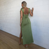 Gabriella Budapest | Tyylikäs midi-mekko