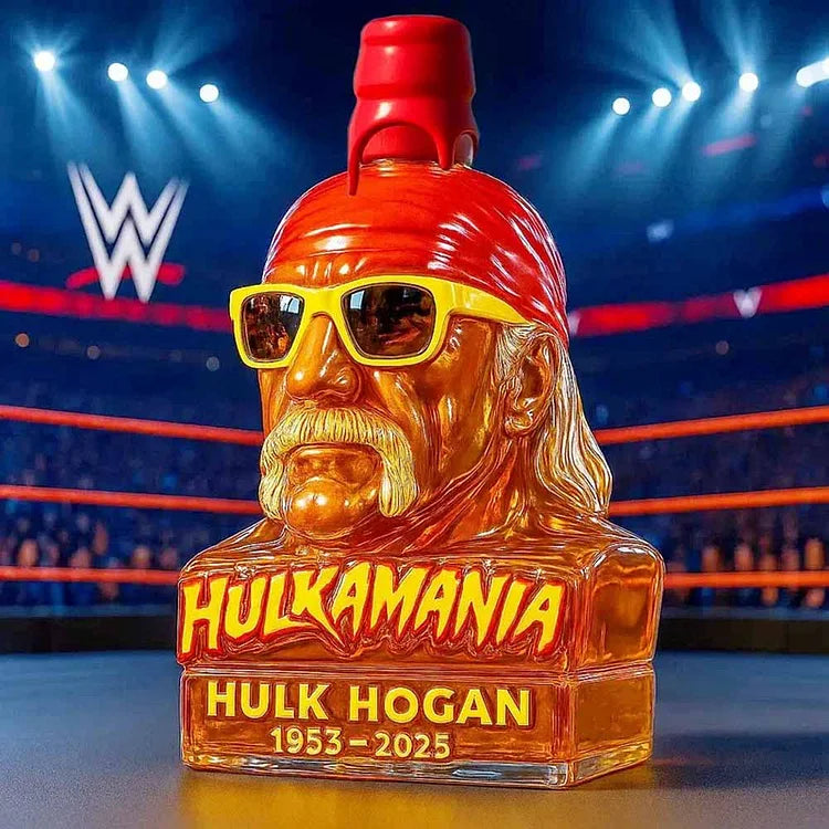 Gabriella Budapest | Hulk Hogan Viski Pullo (2)