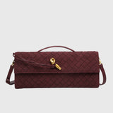 Gabriella Budapest | Kirsikka | Luksus Sametti Intrecciato Clutch Laukku