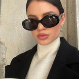 Gabriella Budapest | Tyylikkäät Aurinkolasit