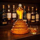 Gabriella Budapest | Whiskey Pullo – Kobra Julkaisu
