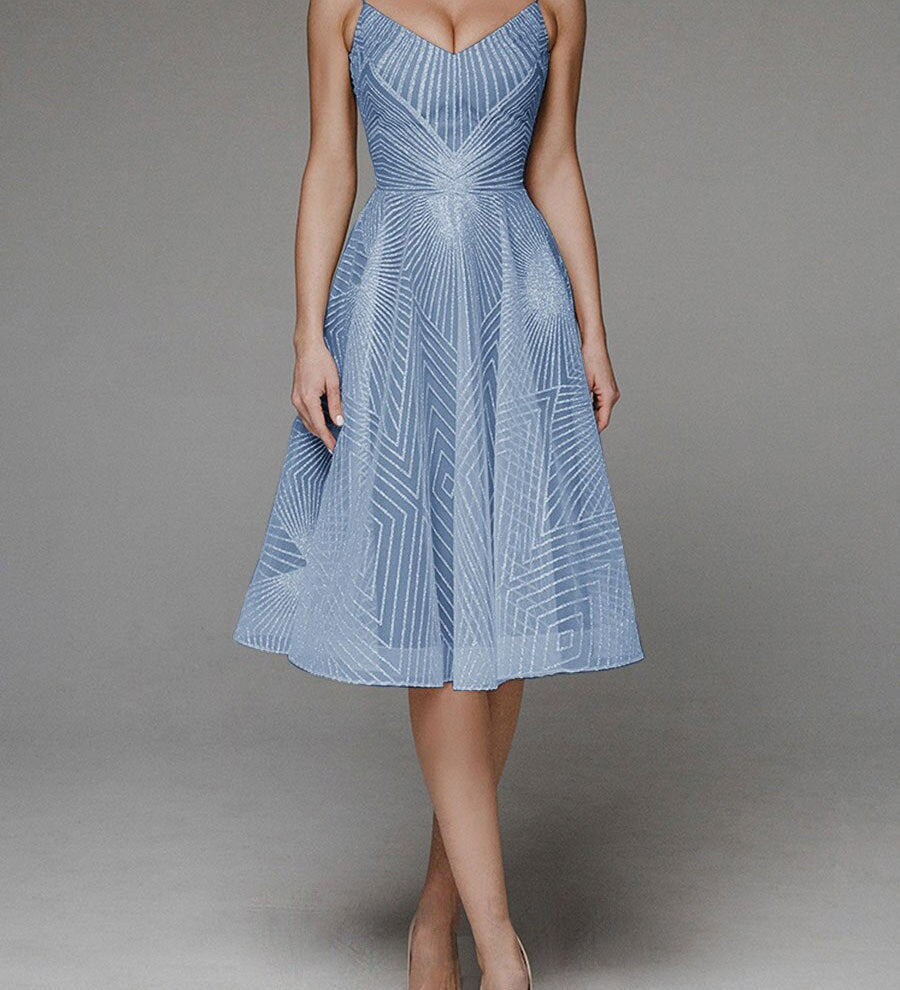 Gabriella Budapest | Elegantti klassinen mekko