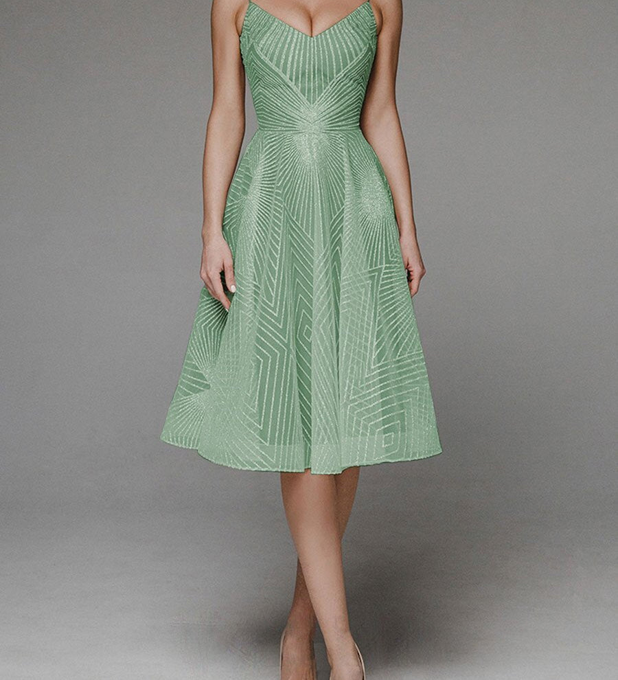 Gabriella Budapest | Elegantti klassinen mekko