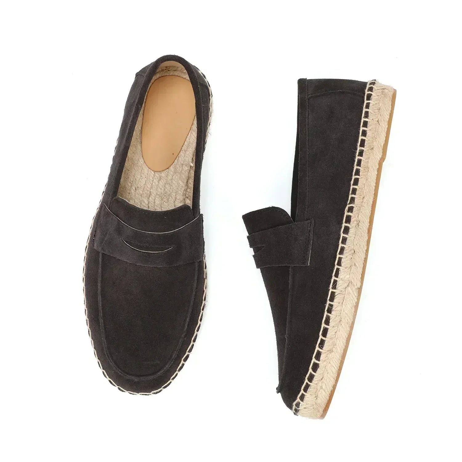 Tyylikkäät espadrillokset ja mokkasiinit