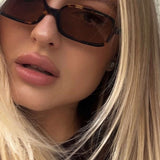 Gabriella Budapest | Glamour Aurinkolasit