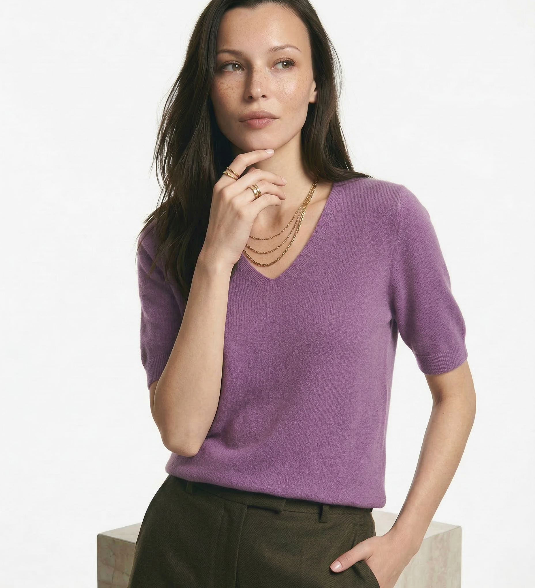 Gabriella Budapest | Elysian V-pääntie Neulepaita